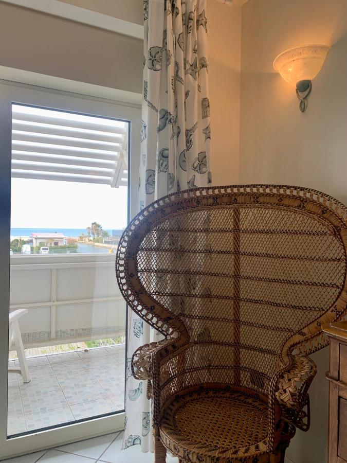Casa Sul Mare- House On The Sea- Versilia マリーナ・ディ・ピエトラサンタ エクステリア 写真